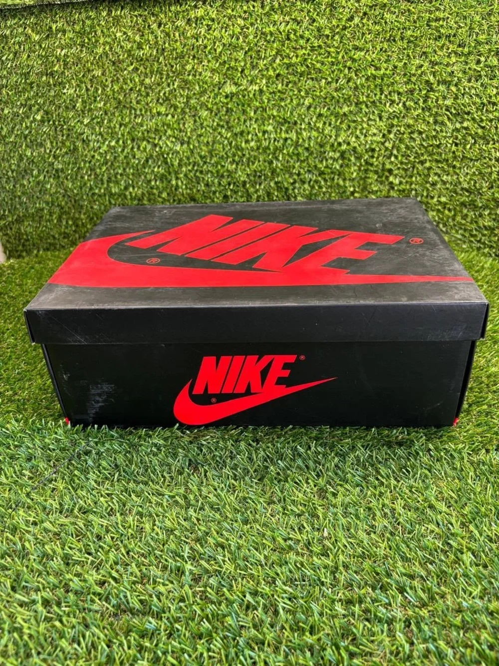 EMPTY BOX ONLY - Air Jordan 1 Retro High OG Royal 2017 Size 8 555088-007